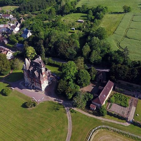 Le Manoir De Benedicte B&B Cahan Exteriör bild