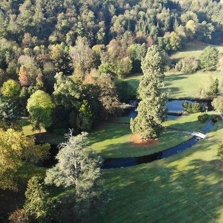 Le Manoir De Benedicte B&B Cahan Exteriör bild