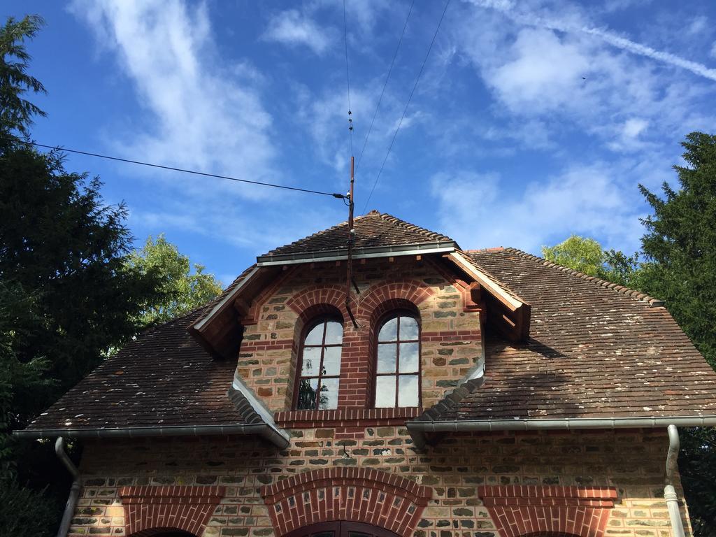 Le Manoir De Benedicte B&B Cahan Exteriör bild