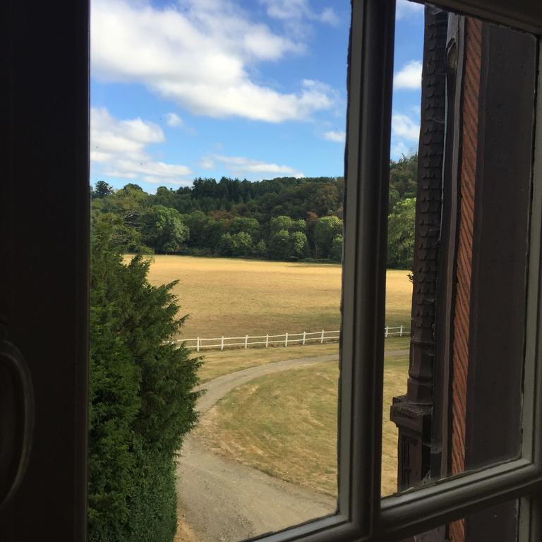 Le Manoir De Benedicte B&B Cahan Exteriör bild