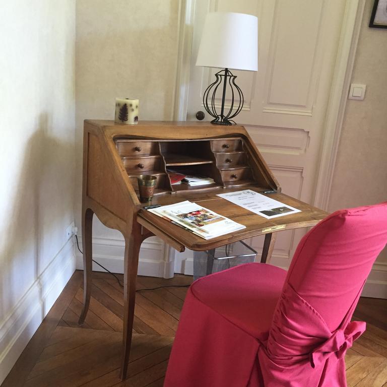Le Manoir De Benedicte B&B Cahan Exteriör bild